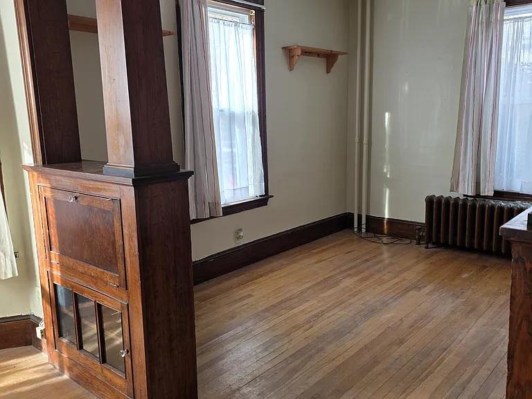179 College St #3 — Photo 14