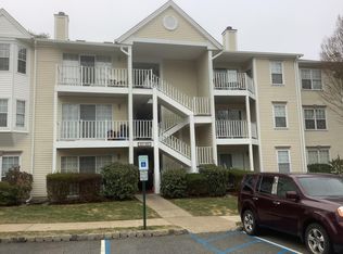 461 Poets Way, Mahwah, NJ 07430