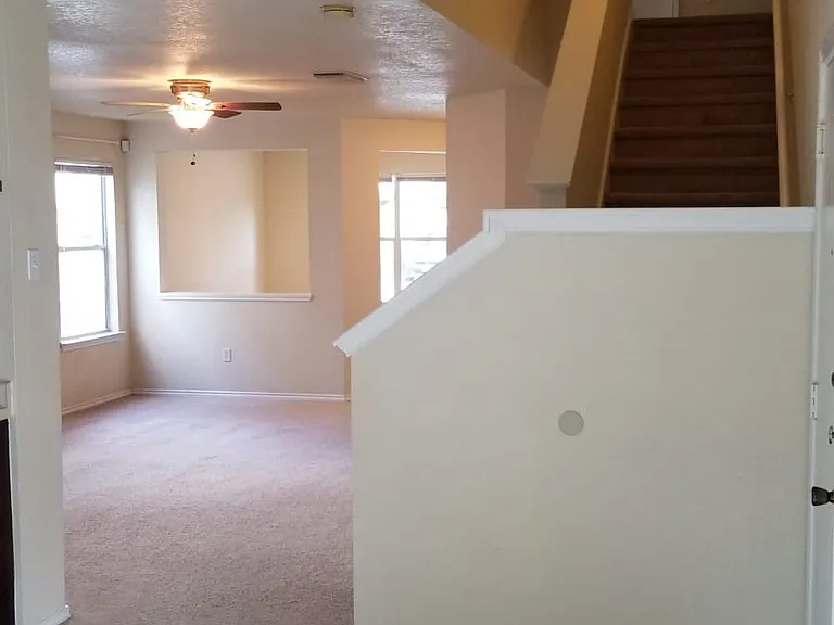 8010 Braes Run — Photo 25