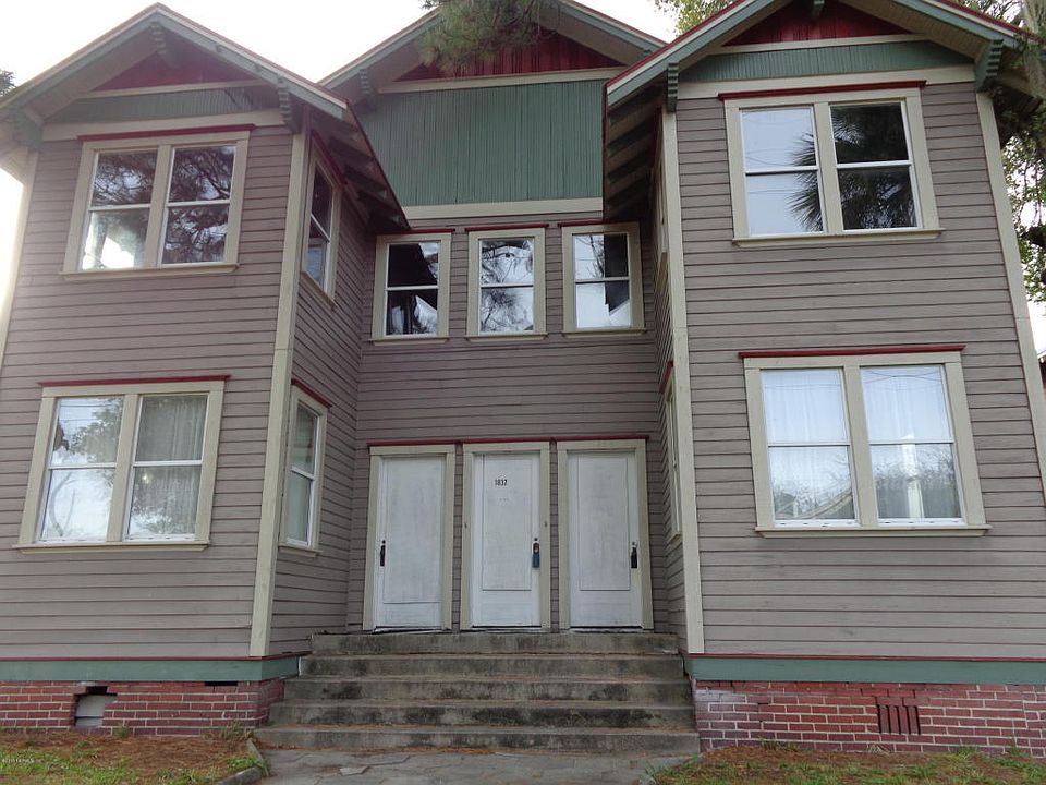 1st image of 1832 Hubbard St