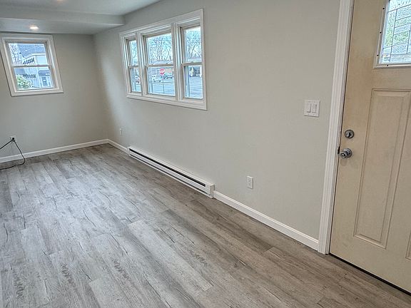 3rd image of 54 Jay St APT 1