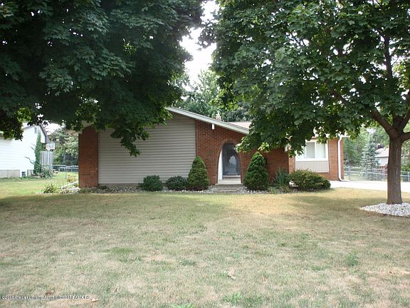 4th image of 1039 N Cochran Ave
