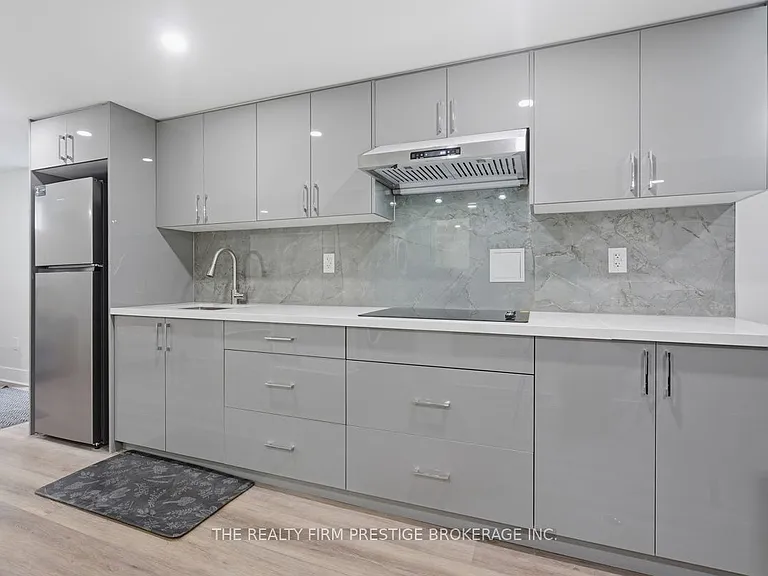 612 Fox Mill Pl #LOWER — Photo 5