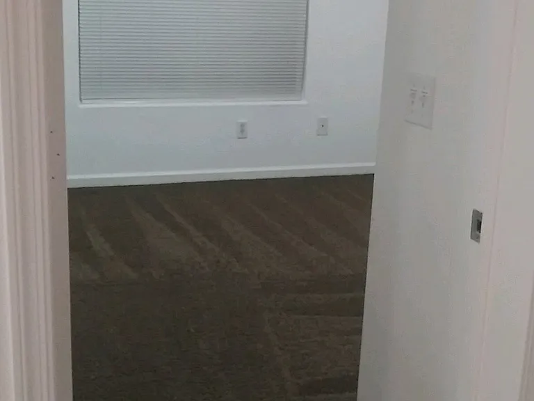 10549 W Carousel Driveunit #B — Photo 8