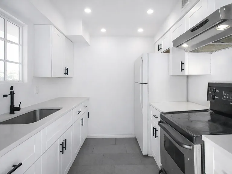 12888 Montfort Dr #230 — Photo 4