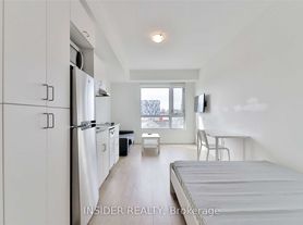 1800 Simcoe St N, Oshawa, ON