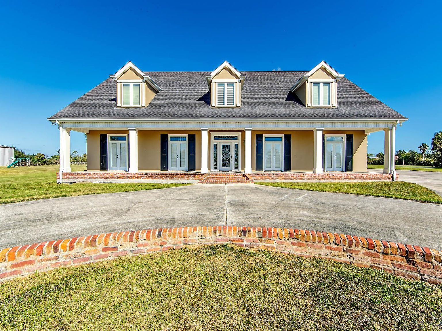 460 N Service Rd, Raceland, LA 70394 MLS 2023017804 Zillow