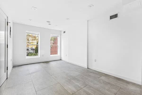 Rented by Compass | media 2