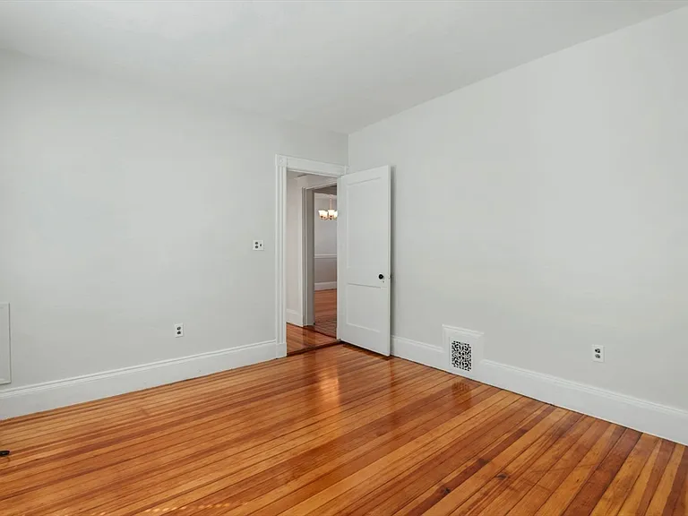 5 Pearl St #1 — Photo 23