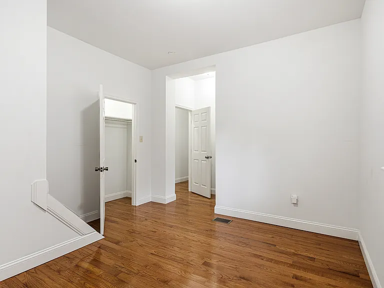 1231 W Allegheny Ave #1 — Photo 10