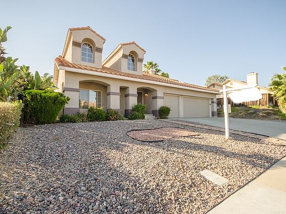 2nd image of 35579 Aster Dr
