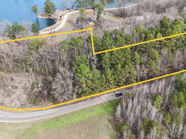 1374 W Holmes Rd, Memphis, TN 38109