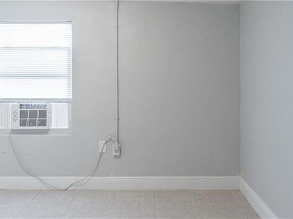 4th image of 1507 7th St SW #1507