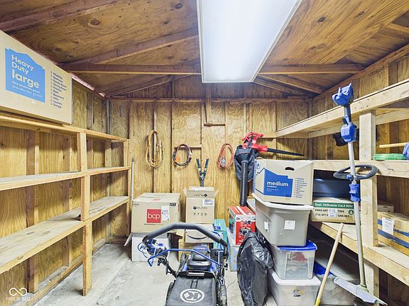 5th image of 2420 Bramble Way