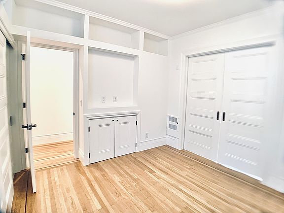 4th image of 1025 Sanchez St #1025