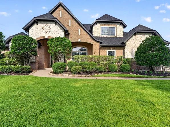 17003 Bowdin Crest Dr, Cypress, TX 77433