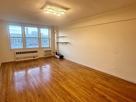 5th image of 144-70 41st Avenue #6E