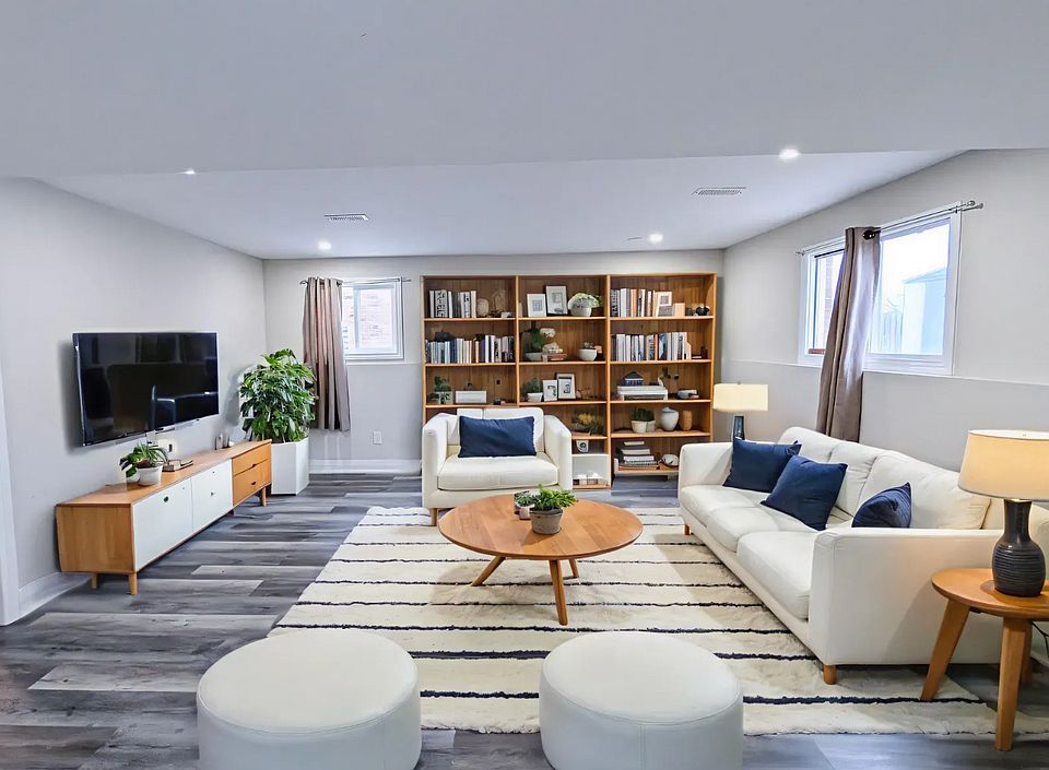 1st image of 15 College Park Dr #2