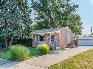 23843 Grunalt Ave, Warren, MI 48091