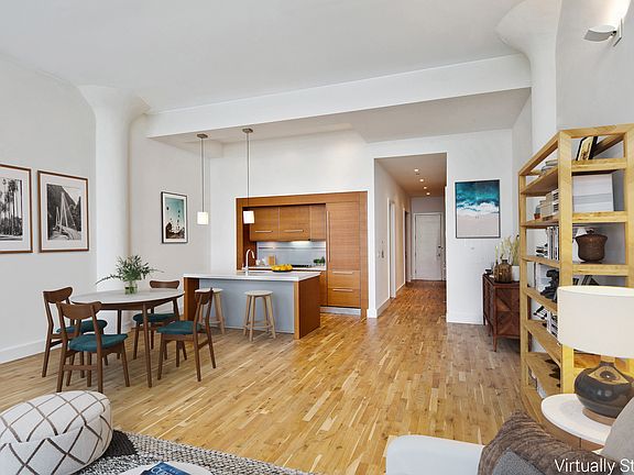 3rd image of 360 Furman St APT 935