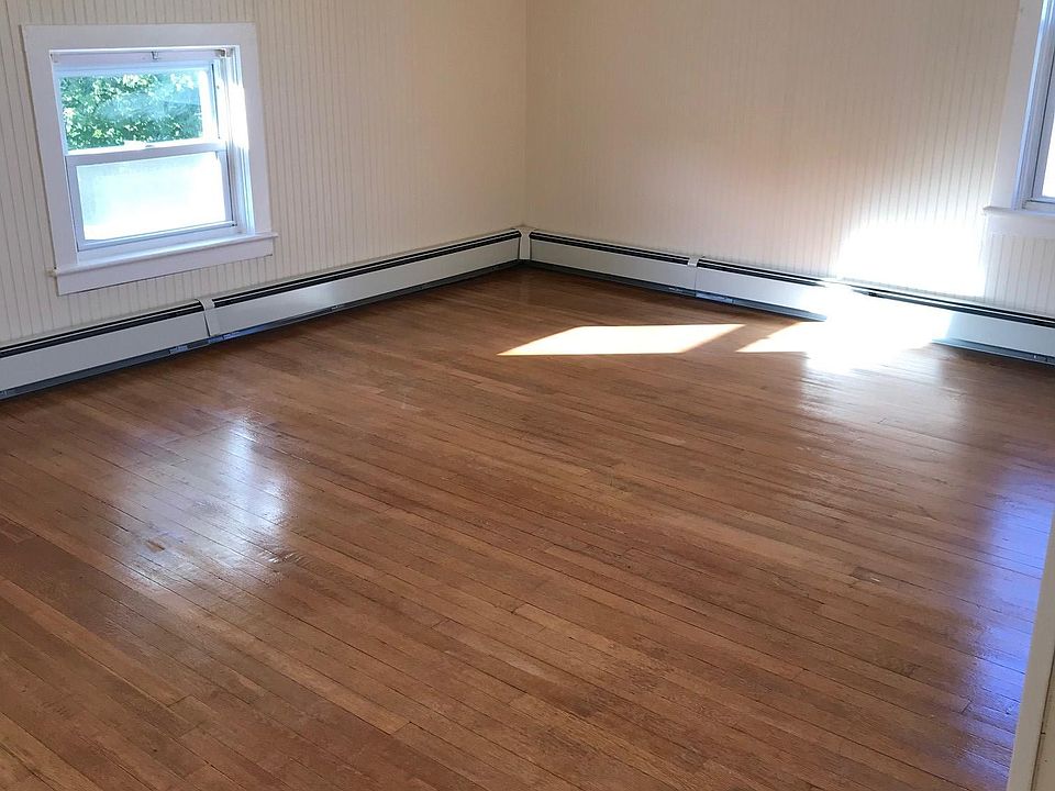 57 Prospect St Pawcatuck, CT, 06379 Apartments for Rent Zillow