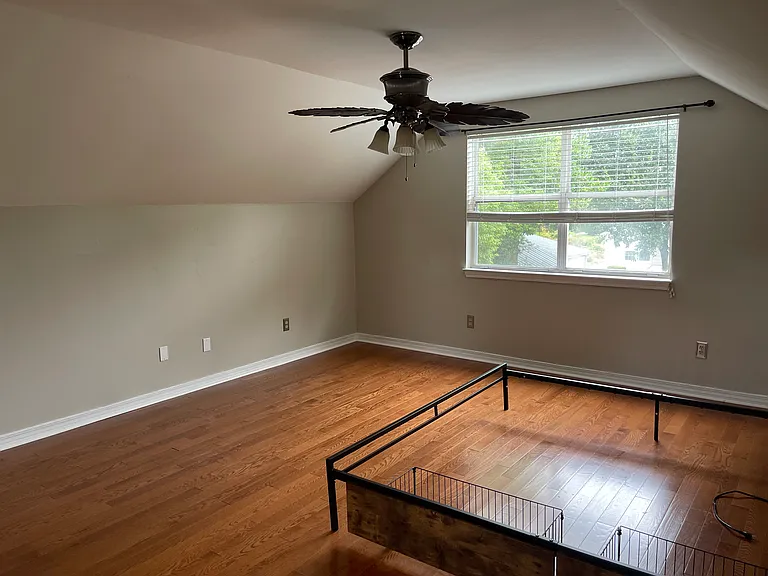 1718 E Cervantes St — Photo 21