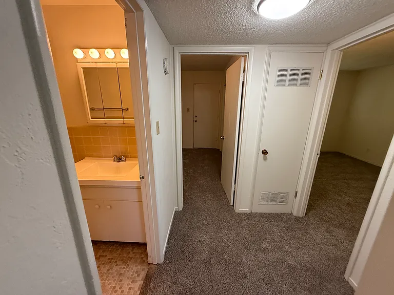 10612 Fair Oaks Blvd #16 — Photo 6