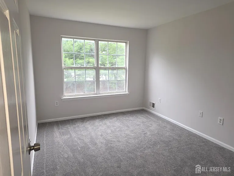 12 Gallop Ln — Photo 15