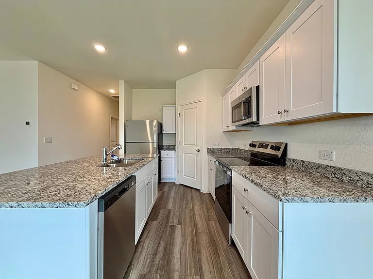136 Mullen Way — Photo 9