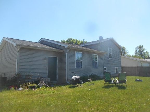 4th image of 10274 N Park Dr