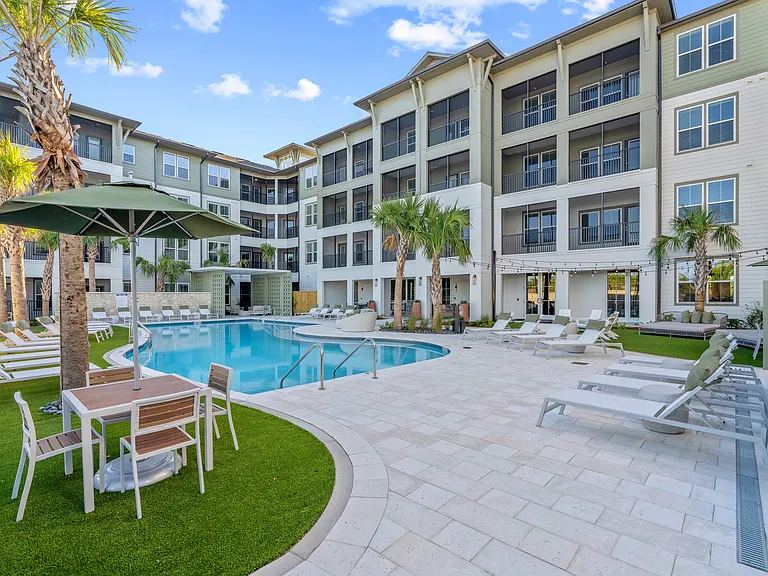 Cavala Apartments — Photo 20