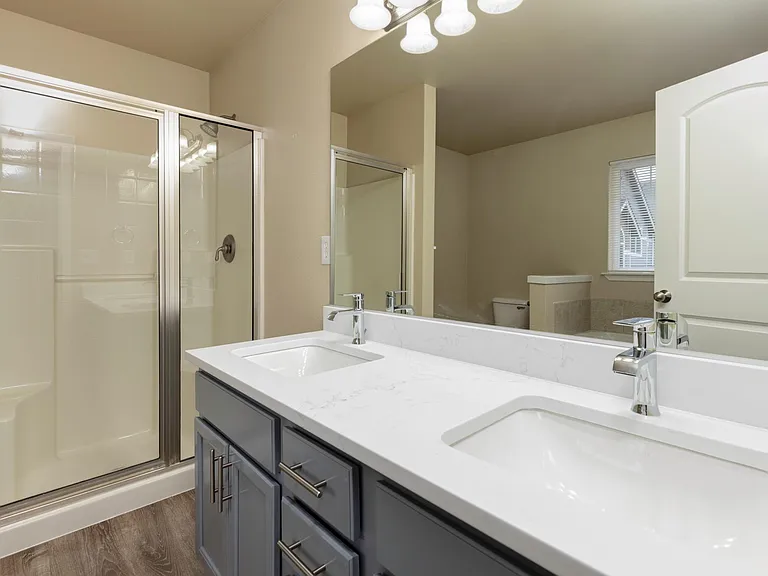 2519 204th Pl SW — Photo 9