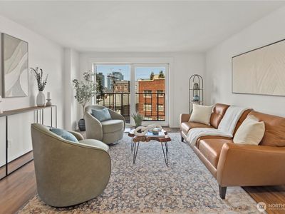 1300 University Street #2G, Seattle, WA, 98101
