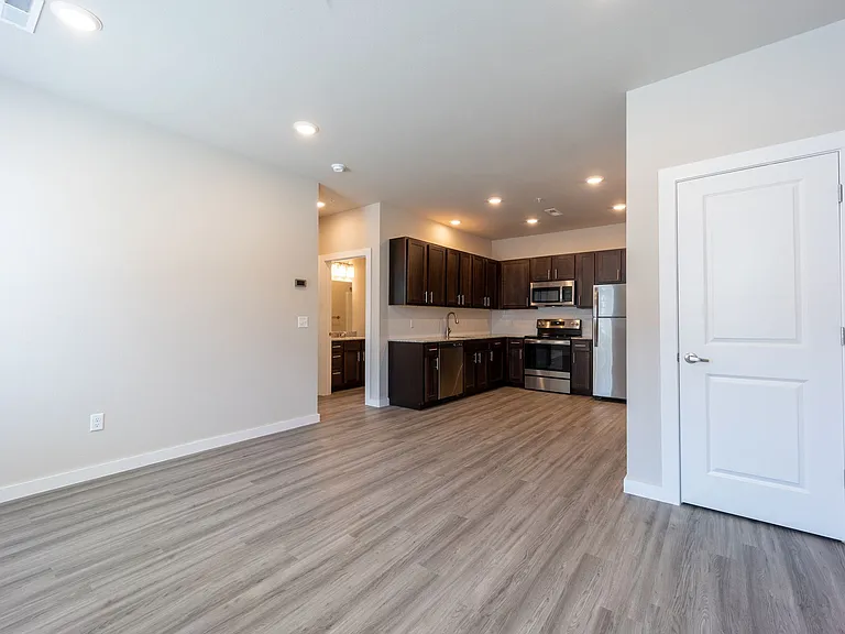 257 E Township St — Photo 11