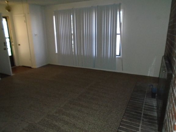 4th image of 967 Minter Ln