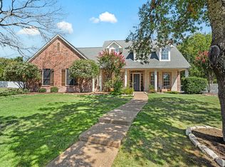 100 Duke Trl, Weatherford, TX 76088