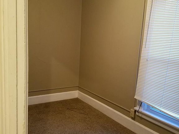 Smaller bedroom
