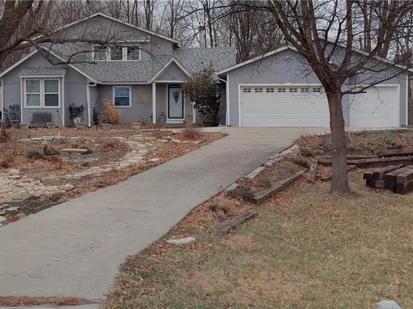 4711 Knox Ave, Shawnee, KS 66203