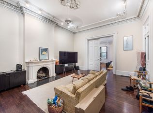 902 Spruce St APT C, Philadelphia, PA 19107