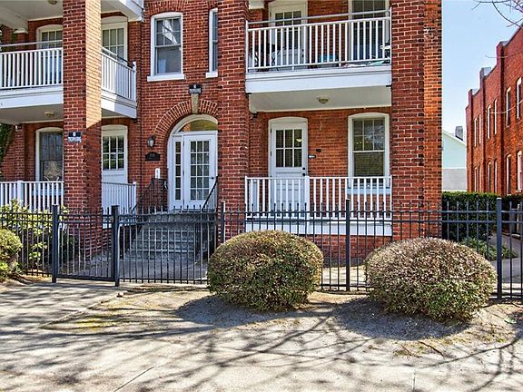 2nd image of 3710 Colley Ave Unit B