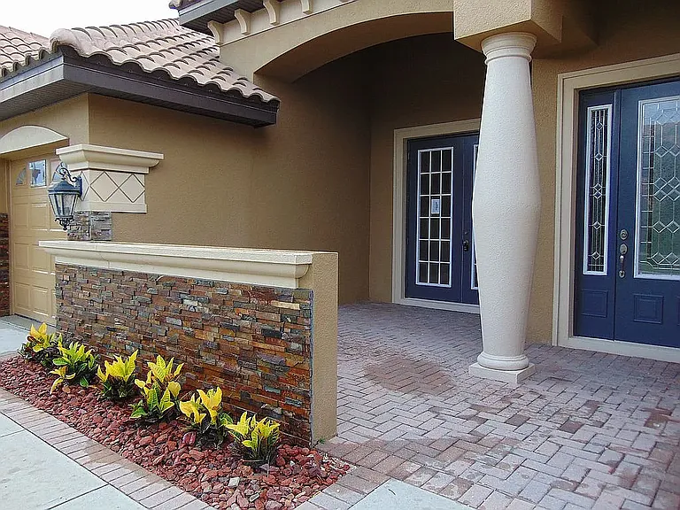 20104 Pond Spring Way — Photo 6