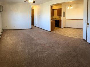 1600 Northgate Dr APT 5, Ely, IA 52227