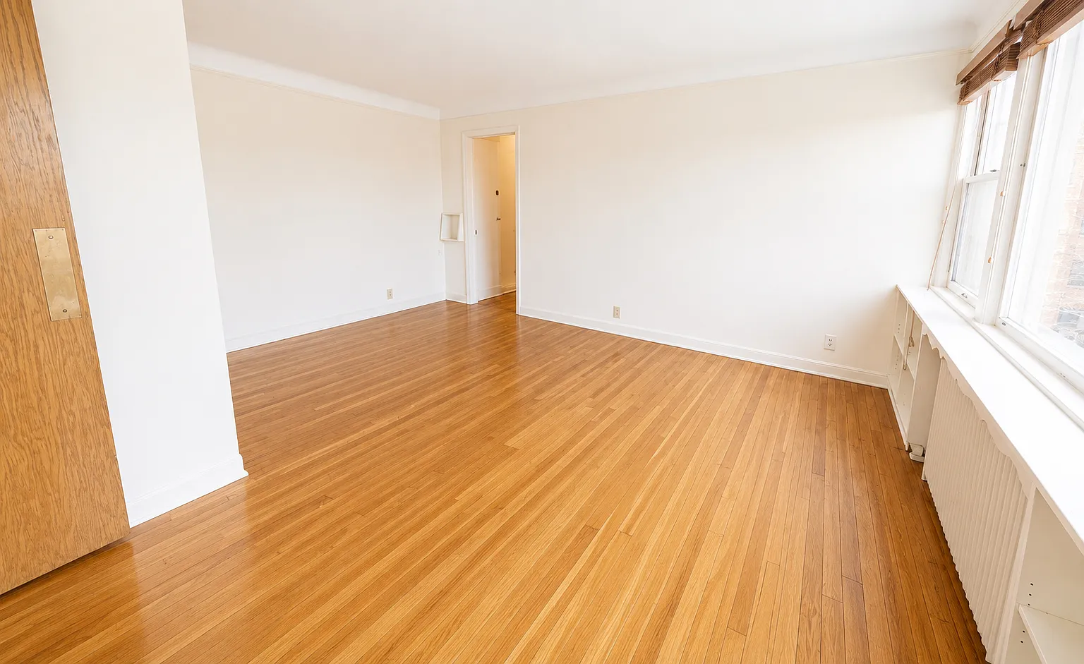 Cleveland/Niles Apartments — Photo 3
