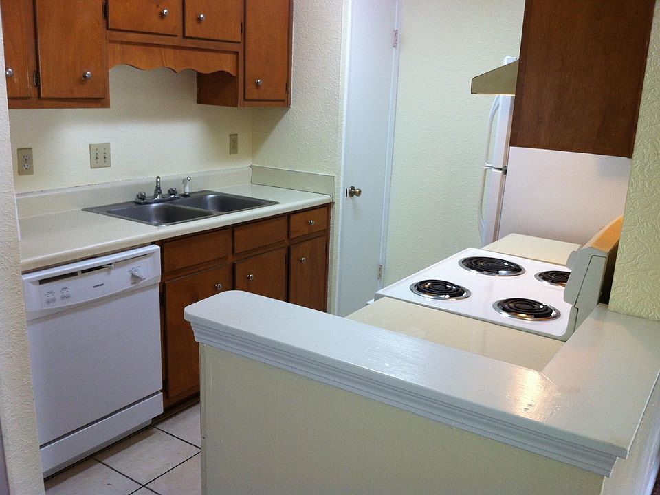 Kitchen with newer appliances