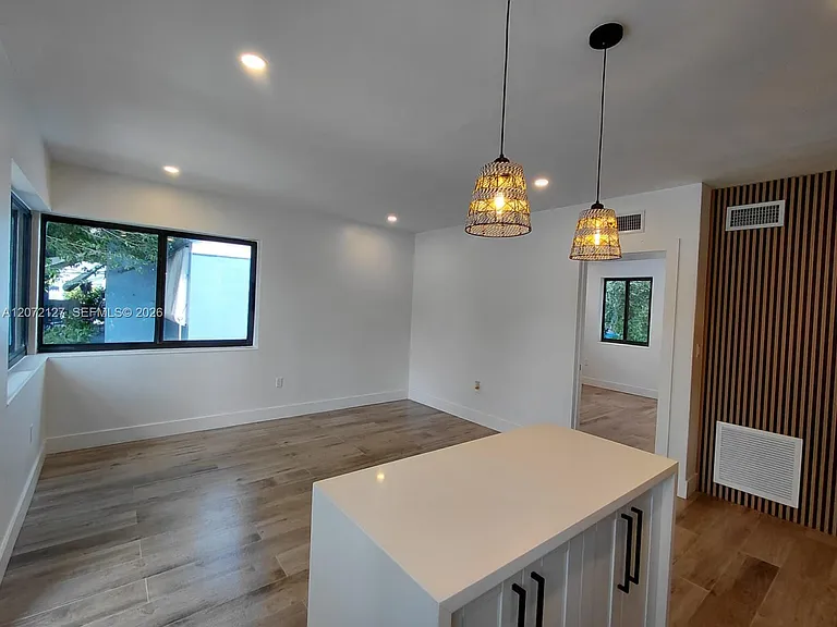 1430 NW 45th St #1 — Photo 3