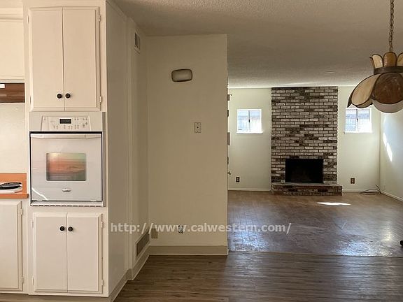 5th image of 638 N Capitol Ave
