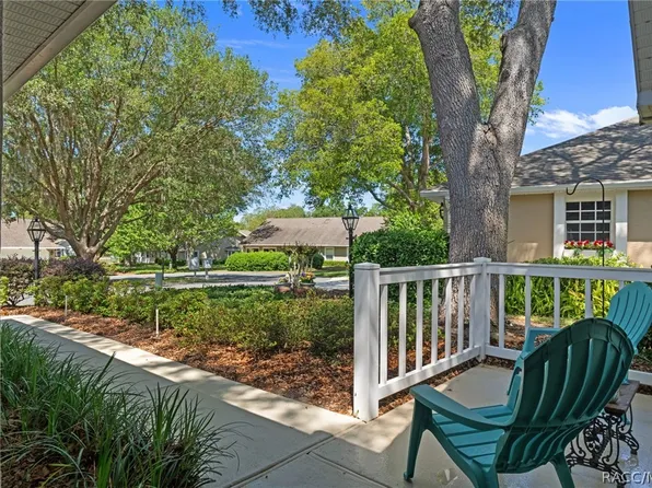 1581 N Endicott Point, Crystal River, FL 34429