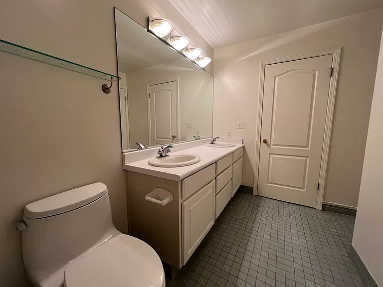 757 N Point St #1 — Photo 25