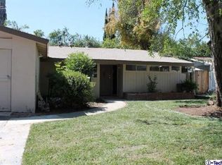 8227 Chimineas Ave, Reseda, CA 91335