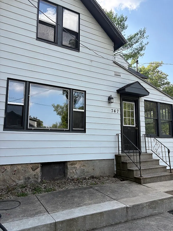 4 bed, 1116 sqft, $1,900 — Photo 3